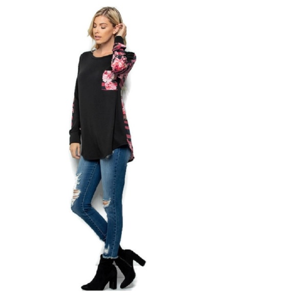 Floral Contrast Long Sleeve Top w/ Front Pocket - Picture 5 of 8